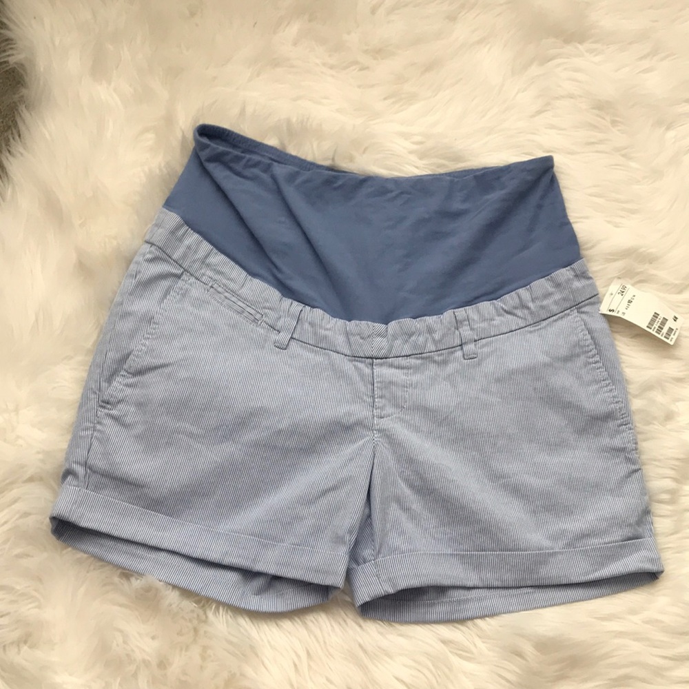 H&M maternity shorts